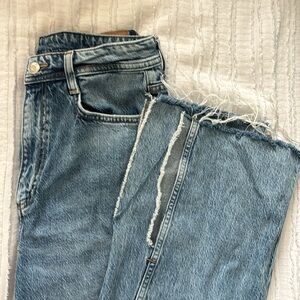 Zara — High Rise Split Jeans